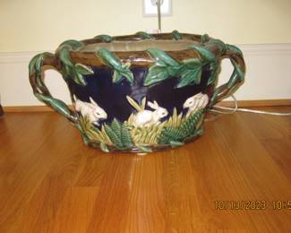 Large bunny planter