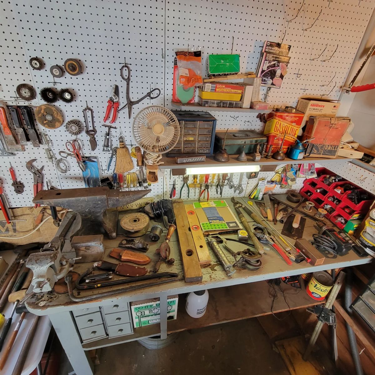 Tag Sale Near Noelridge Park in Cedar Rapids, IA starts on 10/20/2023