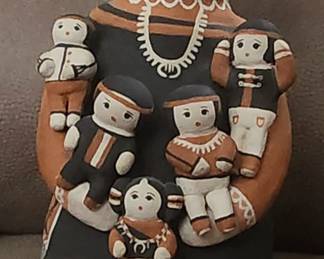 Navaho pottery 