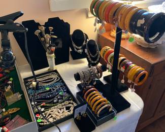 Tons of Bakelite jewerly