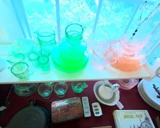 Just some examples of Vasoline glass sets