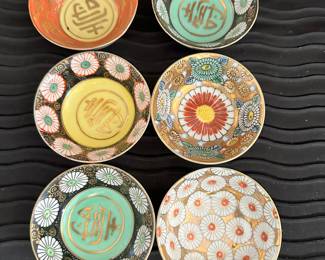 Small Japanese bowls