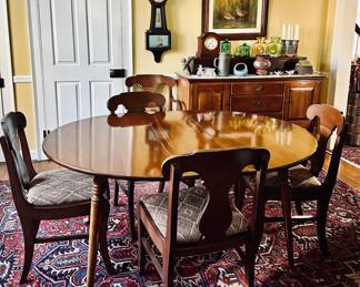 Queen Anne dining table w/leaves & 6 Empire style dining chairs.