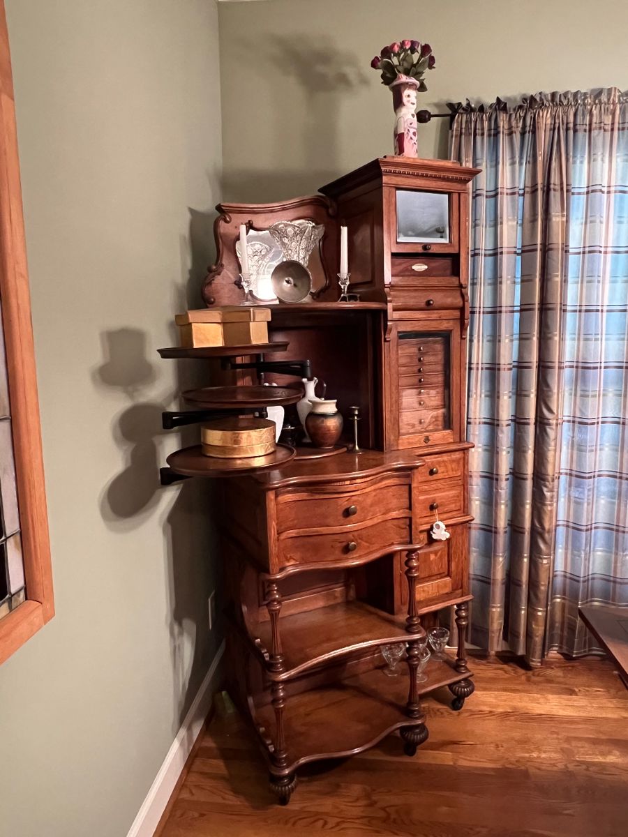 1899 dental cabinet - Rainsom’Randolph