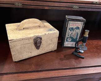 Early Japanese microscope