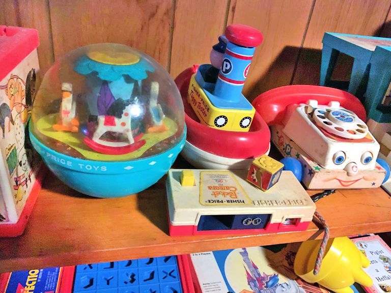 LOTS OF GOODYS Estate Sales in Malverne, NY starts on 10/22/2023