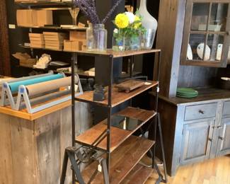 Shelf that turns into a table