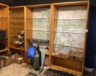 Vacuums , display units with glass shelves