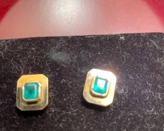 EMERALD AND GOLD EARRINGS