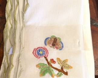 Herend “Queen Victoria” hand embroidered linen napkins