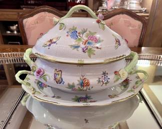 Herend “Queen Victorian” covered tureen with platter