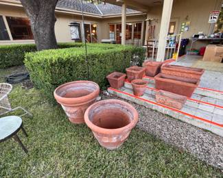 Pots and planters