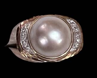 Mabe pearl and diamond ring