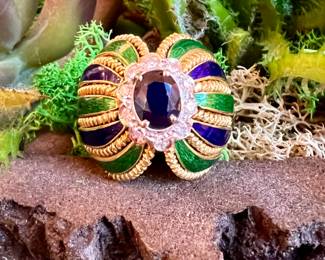 18k gold, enamel diamonds & sapphire cocktail ring