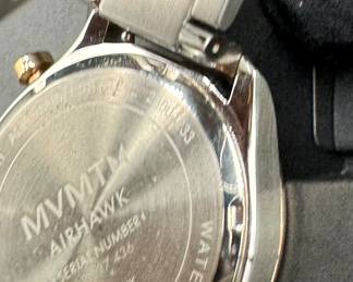 22	$25 	
MVMT Airshawk copper face two tone stainless steel 	"maple frost. Day, date, 24hour,running,extra links, box "	
