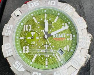 56	$140 	
RGMT watch green face in box. 
