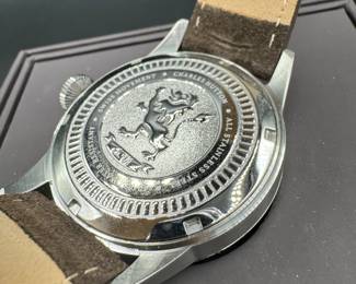 40	$100 	
Charles Hutton swede brown band 