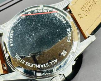 63	$70 	
Fossil brown band Dive 3 hands F35961	