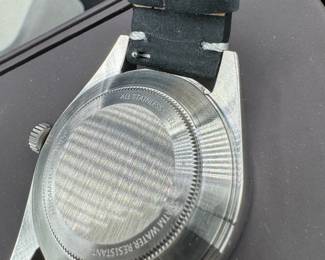 39	$50 	
Crypton watch leather swede band black 