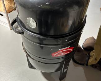 Master Barbecue Grill/Smoker