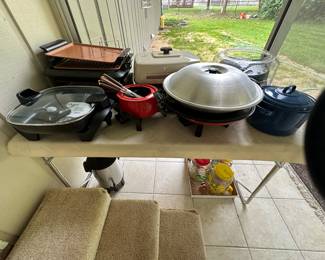 Electric appliances - located in sunroom