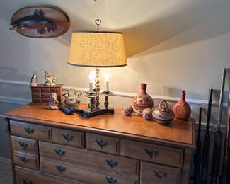 Dresser and wall decor, table lamp 