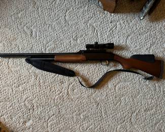 Mossberg 12g rifled barrel shotgun with scope