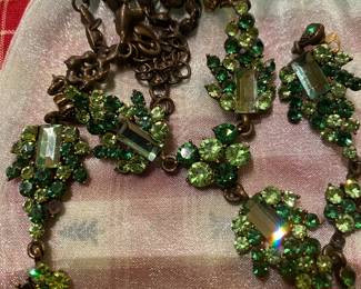 Vintage Green Glass Necklace Earrings