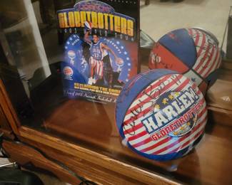 2003 Harlem Globbtrotters Signed Basketball and Program. Hall of Fame