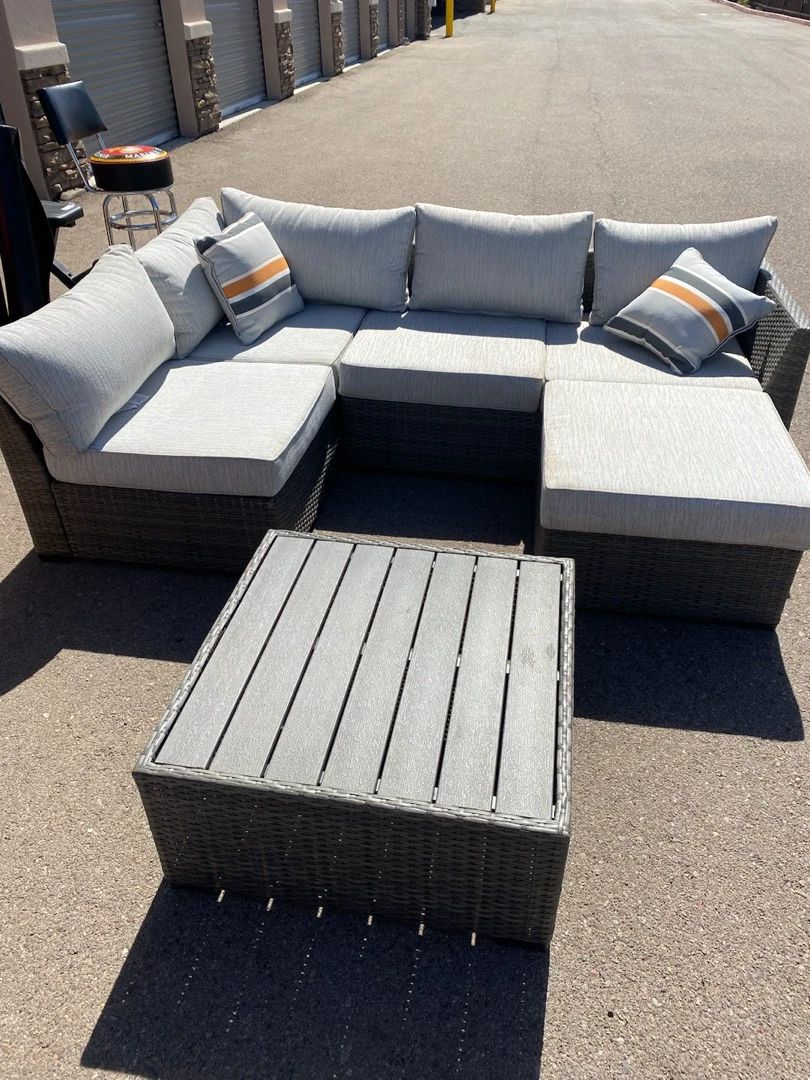  01 Spectacular Patio Sectional And Table