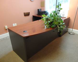 2 Piece Desk (No Drawers)
