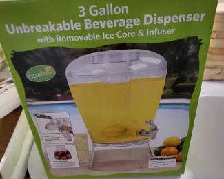 Beverage dispenser