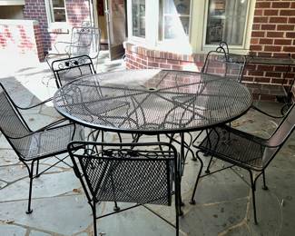 Black Round Wrought Iron Table with 4 Chairs