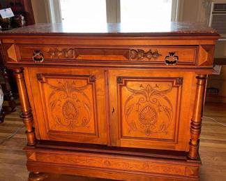 008 107 Atq French Oak Buffet With Marble Top