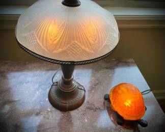 116 Art Deco Etched Glass Turtle Lamp 2