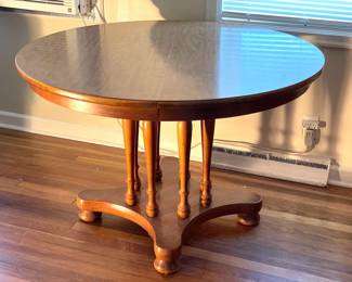 164 Laminated All Round Table