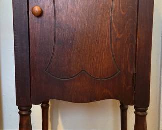 012 206 Antique Humidor Cabinet