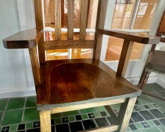 18. Vintage Art & Crafts Arm Chair (26" x 20" x 41")