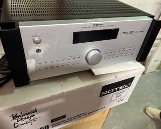 57. Rotel Amplifier RB-1050
