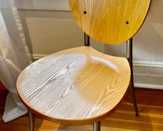108. Contemporary Oval Back Side Chair 