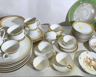 Horchow Gold Trim Plates, Tiffany Child Set