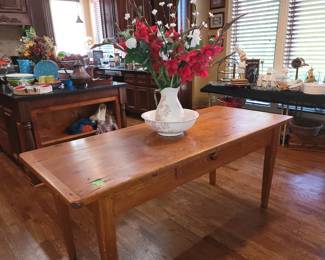 Primitive farm table w/drawer