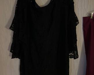 Ladies top larger size