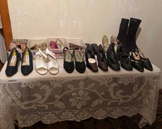 Ladies dress shoes and more size 9