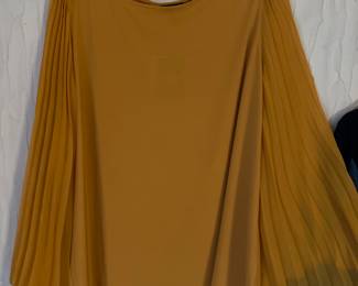 Ladies top dessy fan sleeves large size