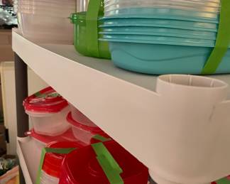 Assorted Plasticware