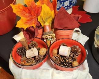 Fall Decor', Assorted Household Items, Lamps