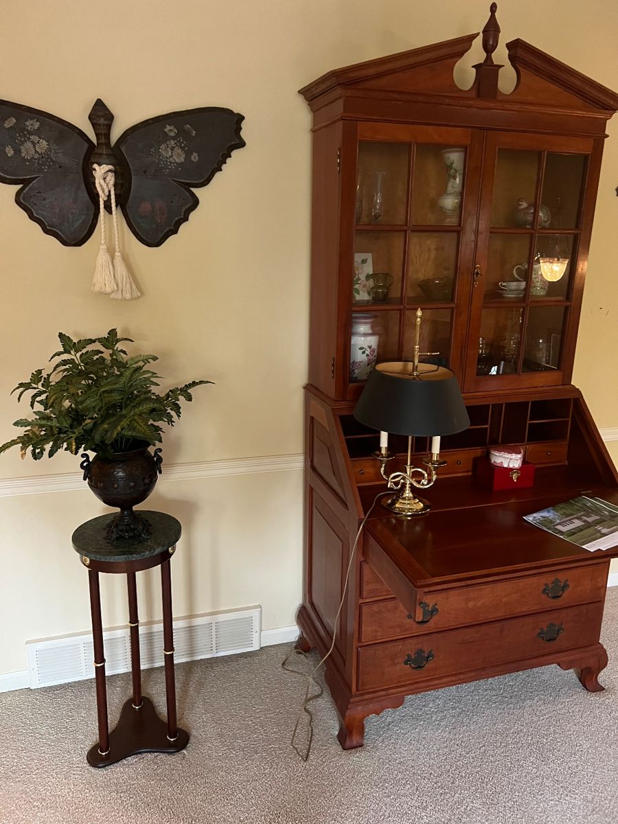 Blue Moon Estate Sale in Lexington's South... starts on 11/4/2023