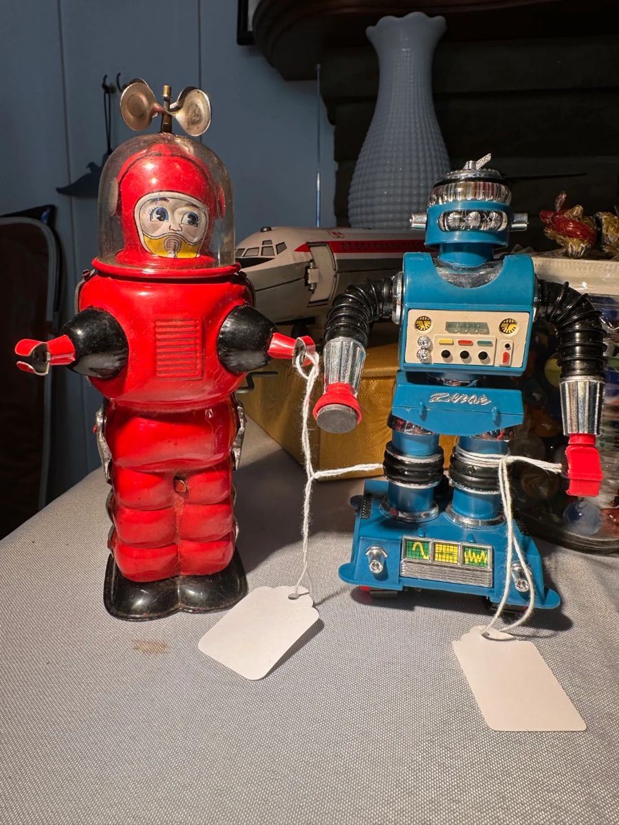 Japan Moon Explorer & Ideal Zarak robots.