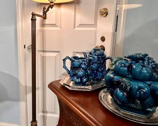 Beautiful brass and marble floor lamp.